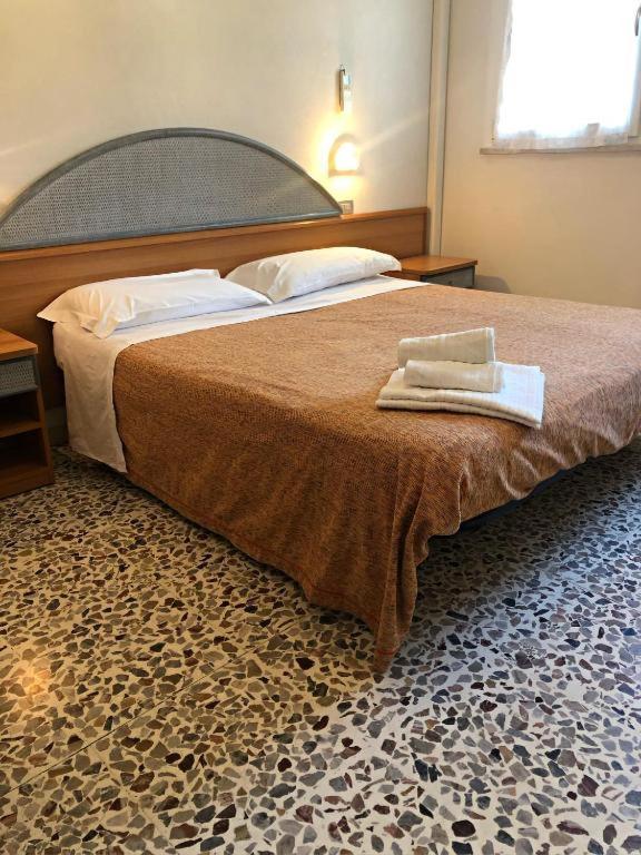 Hotel Del Falco Cervia Eksteriør billede